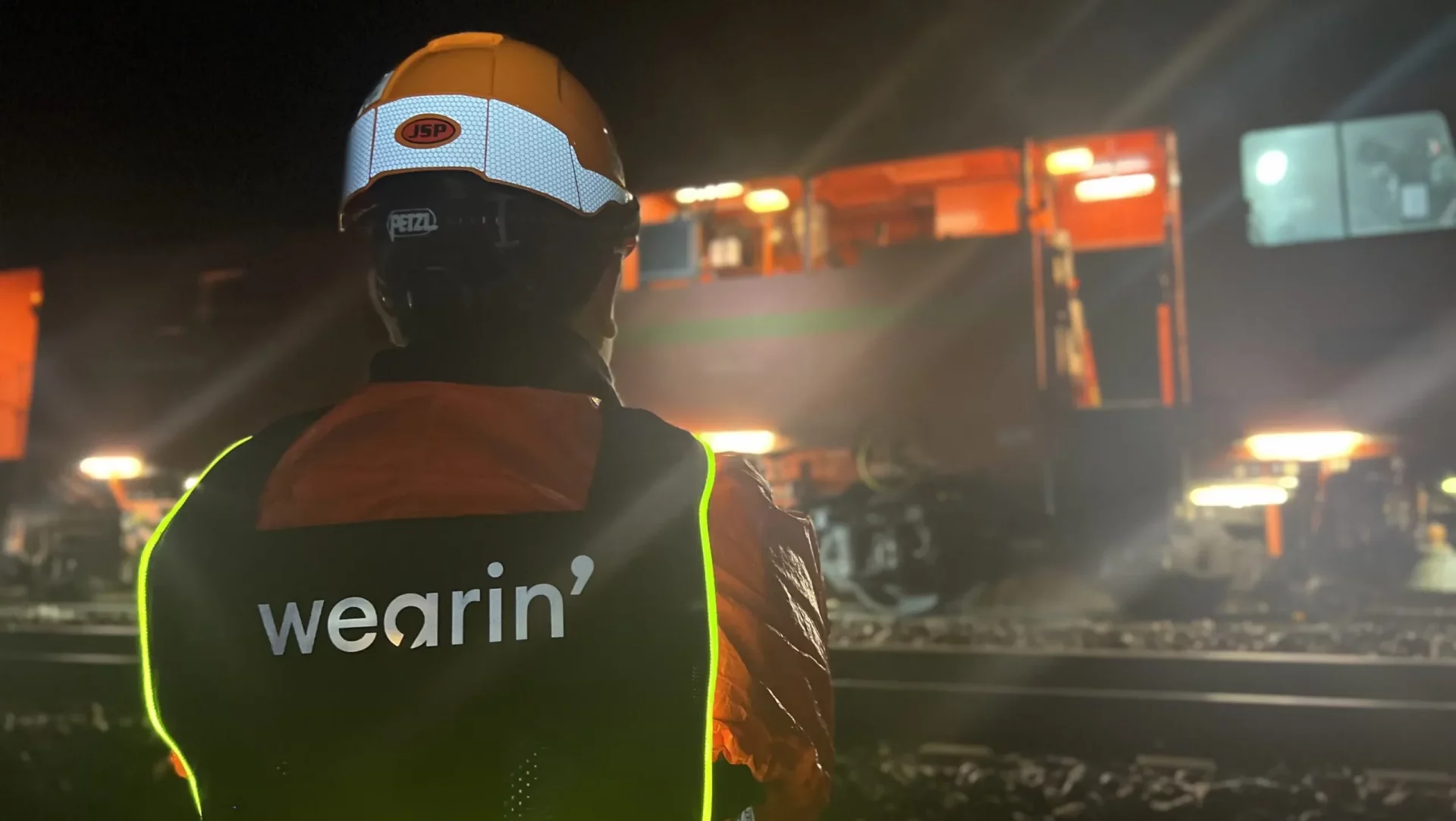 Railway workers use Wearin’s wearable tech to stay safe